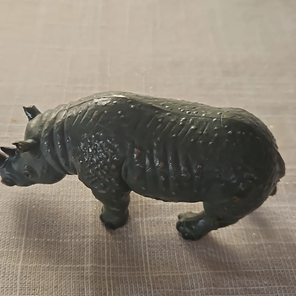 Vintage AAA solid rubber Rhinocerous Figure - Picture 7 of 8